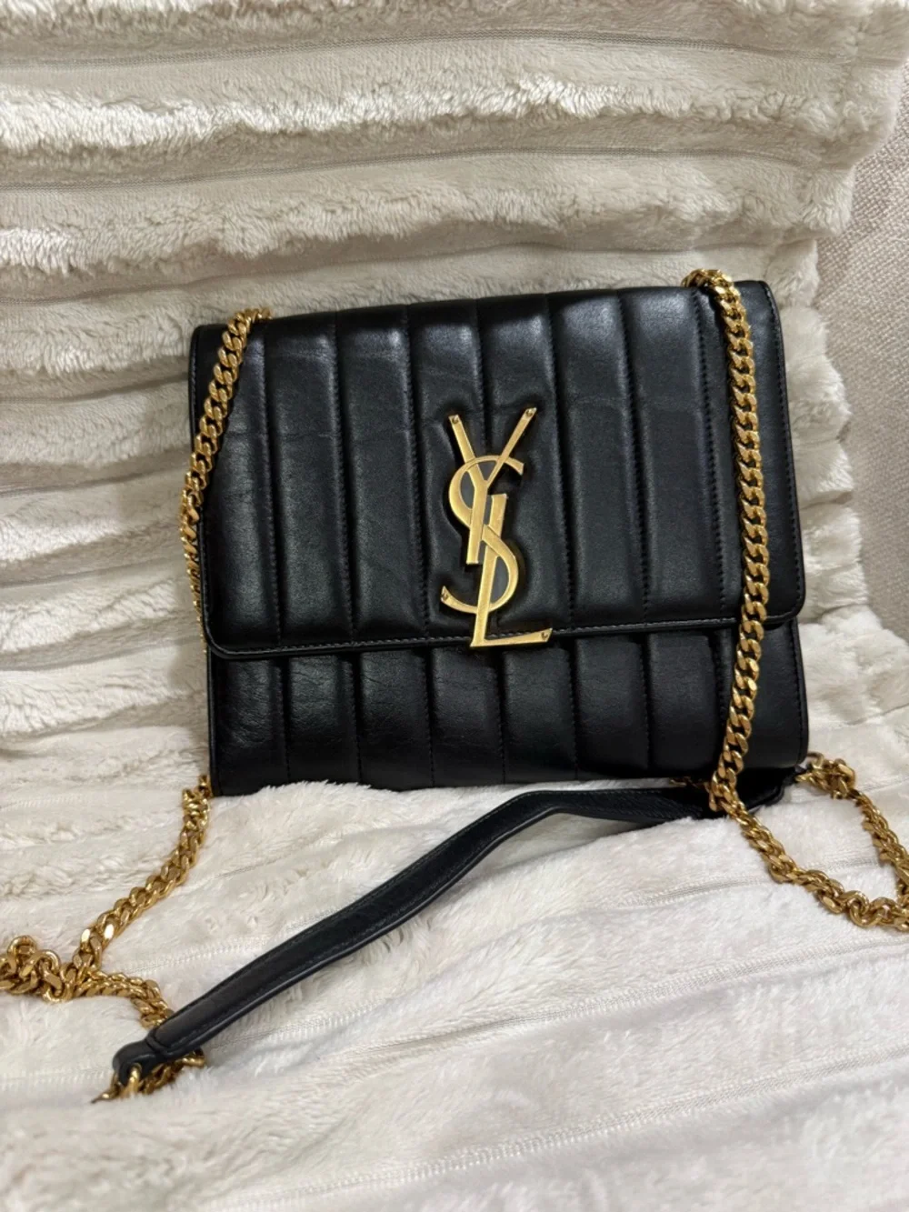 Saint Laurent Black Quilted Leather Shoulder Bag with Gold Hardware - Picture 2 of 7